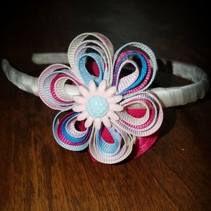 Pink and blue flower shaped hairbow